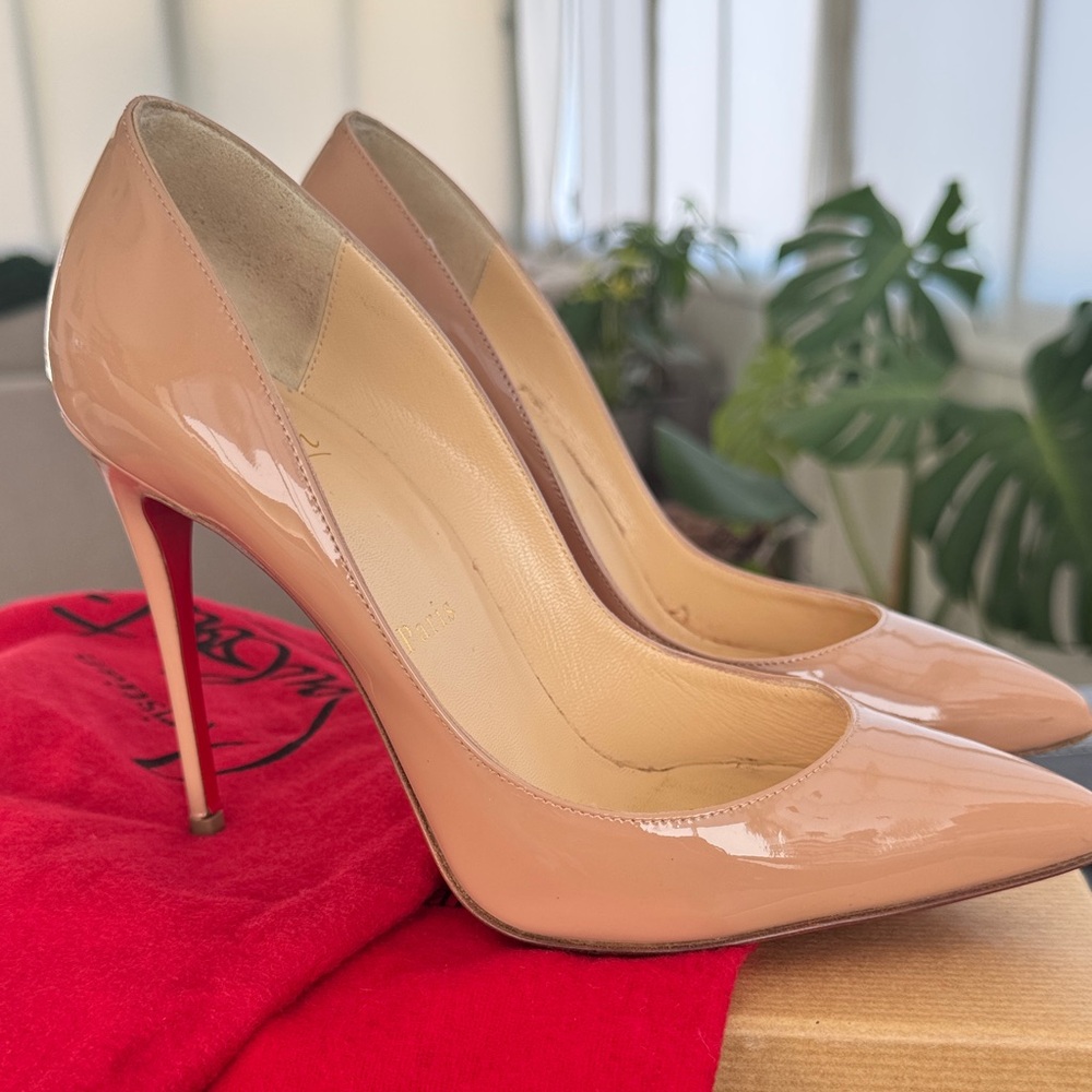 Christian Louboutin Nude Patent Leather Pumps - Picture 5 of 7
